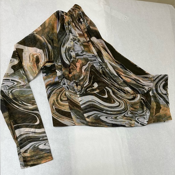 Zara Top🌺 - Picture 2 of 5